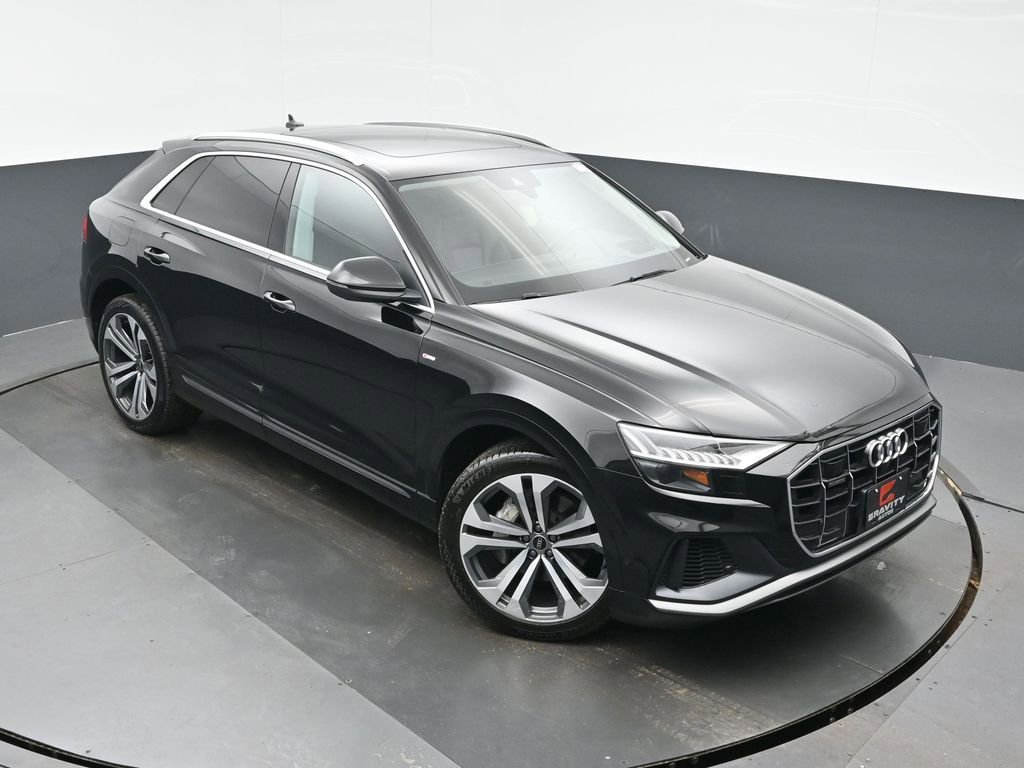 Used 2021 Audi Q8 Prestige w/ Prestige Package image 31