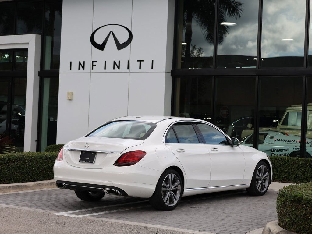 Used 2019 Mercedes-Benz C 300 Sedan w/ Premium Package image 4