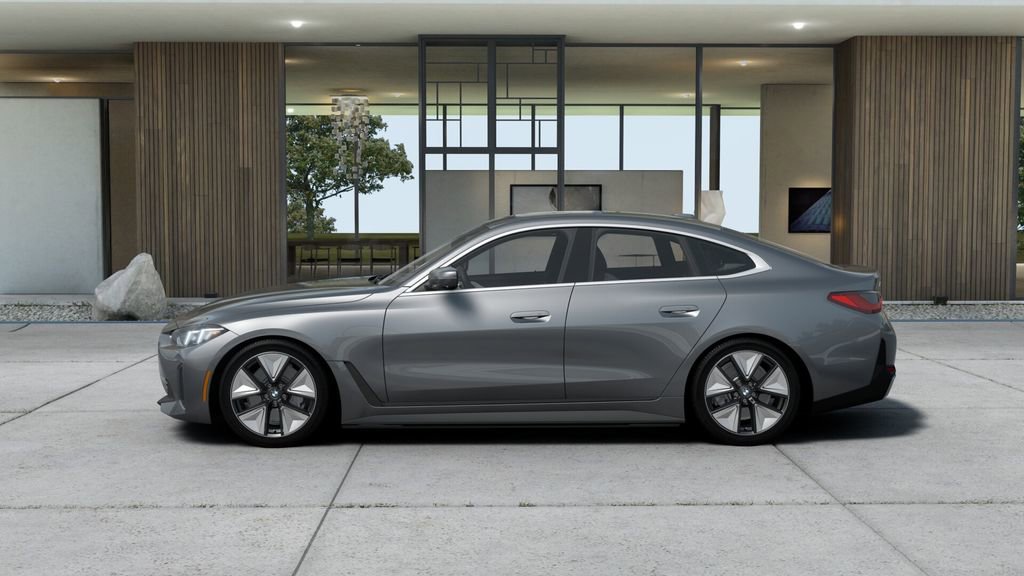 New 2026 BMW i4 eDrive40 w/ Parking Assistance Package image 4