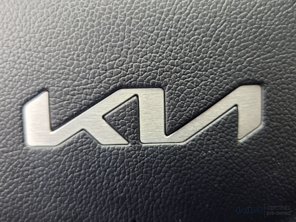 Certified 2025 Kia Sorento EX FWD image 31