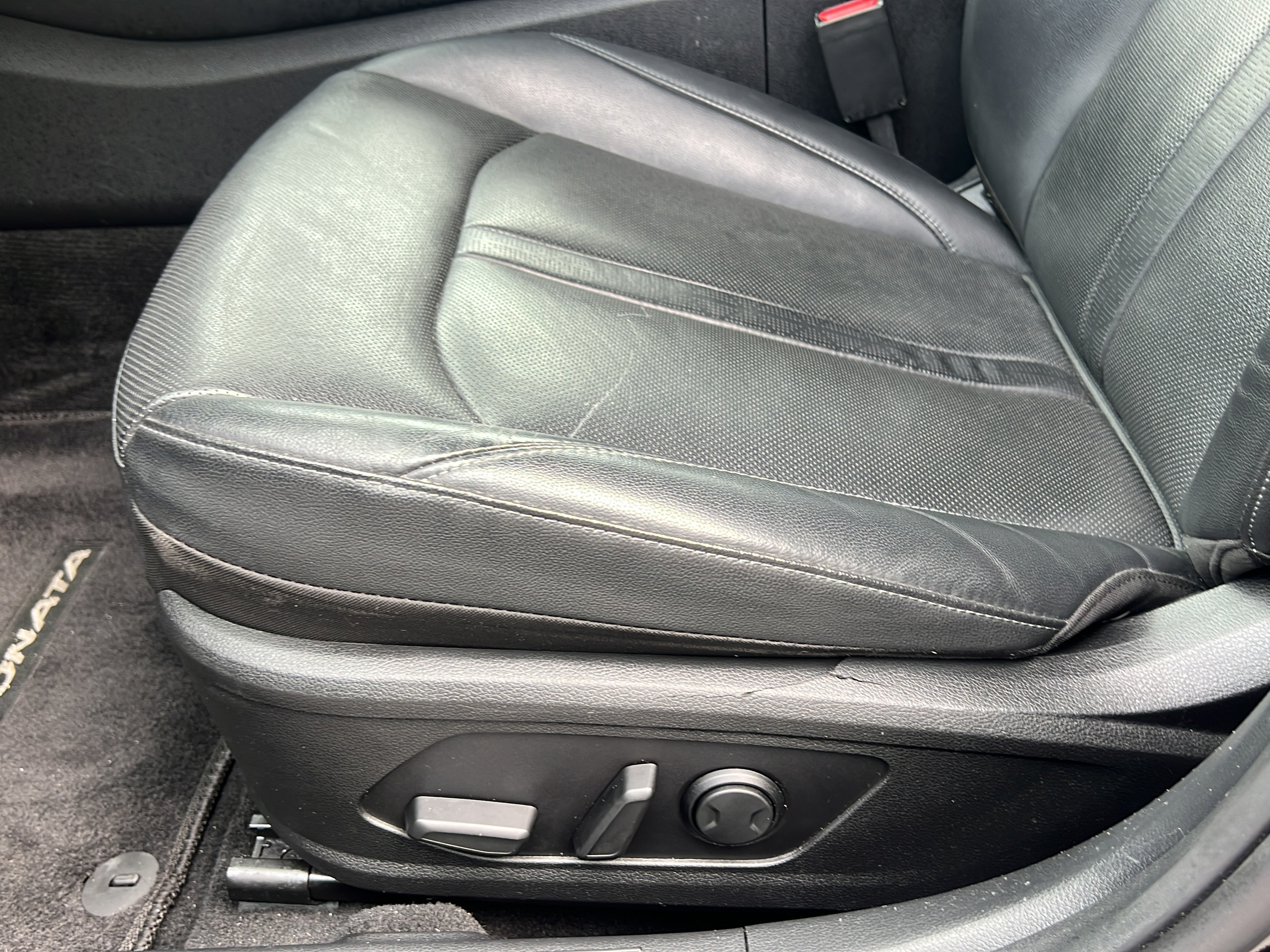 Used 2023 Hyundai Sonata Limited FWD image 13