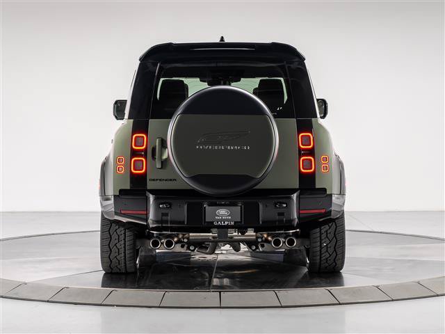 Used 2026 Land Rover Defender 110 X-Dynamic SE AWD/4WD image 4