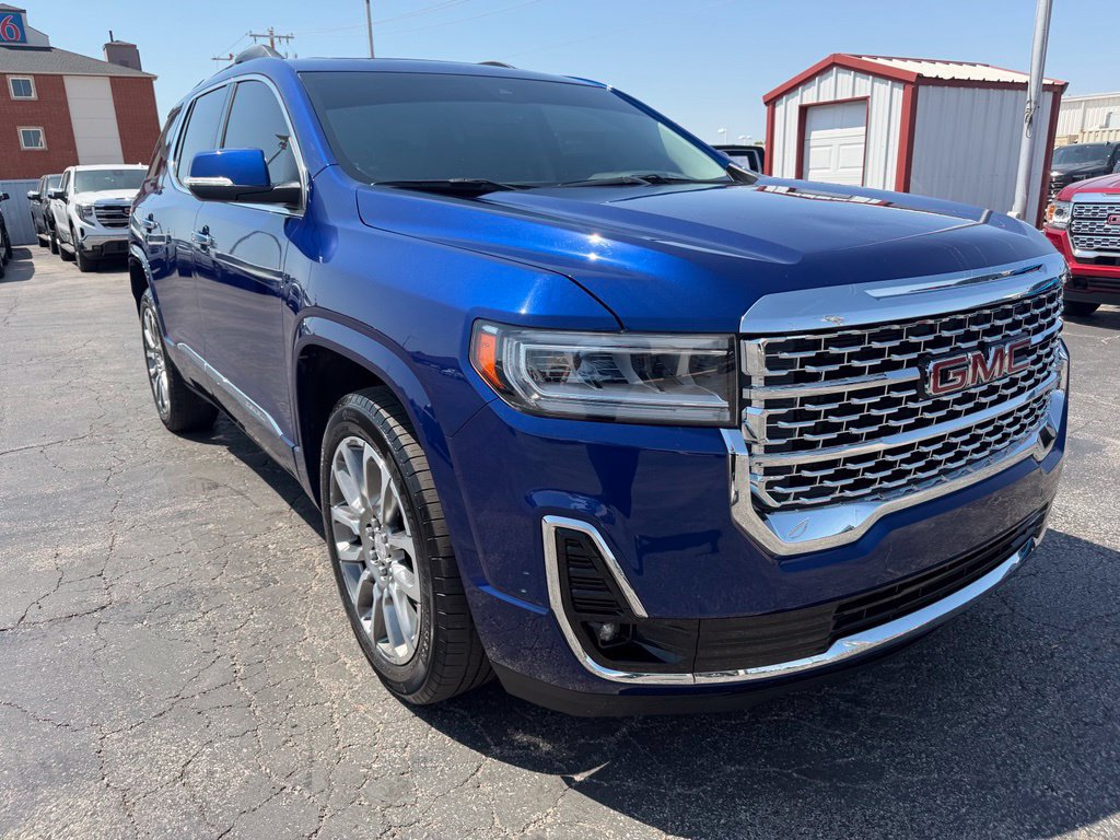 Used 2023 GMC Acadia Denali w/ Trailering Package AWD/4WD image 4