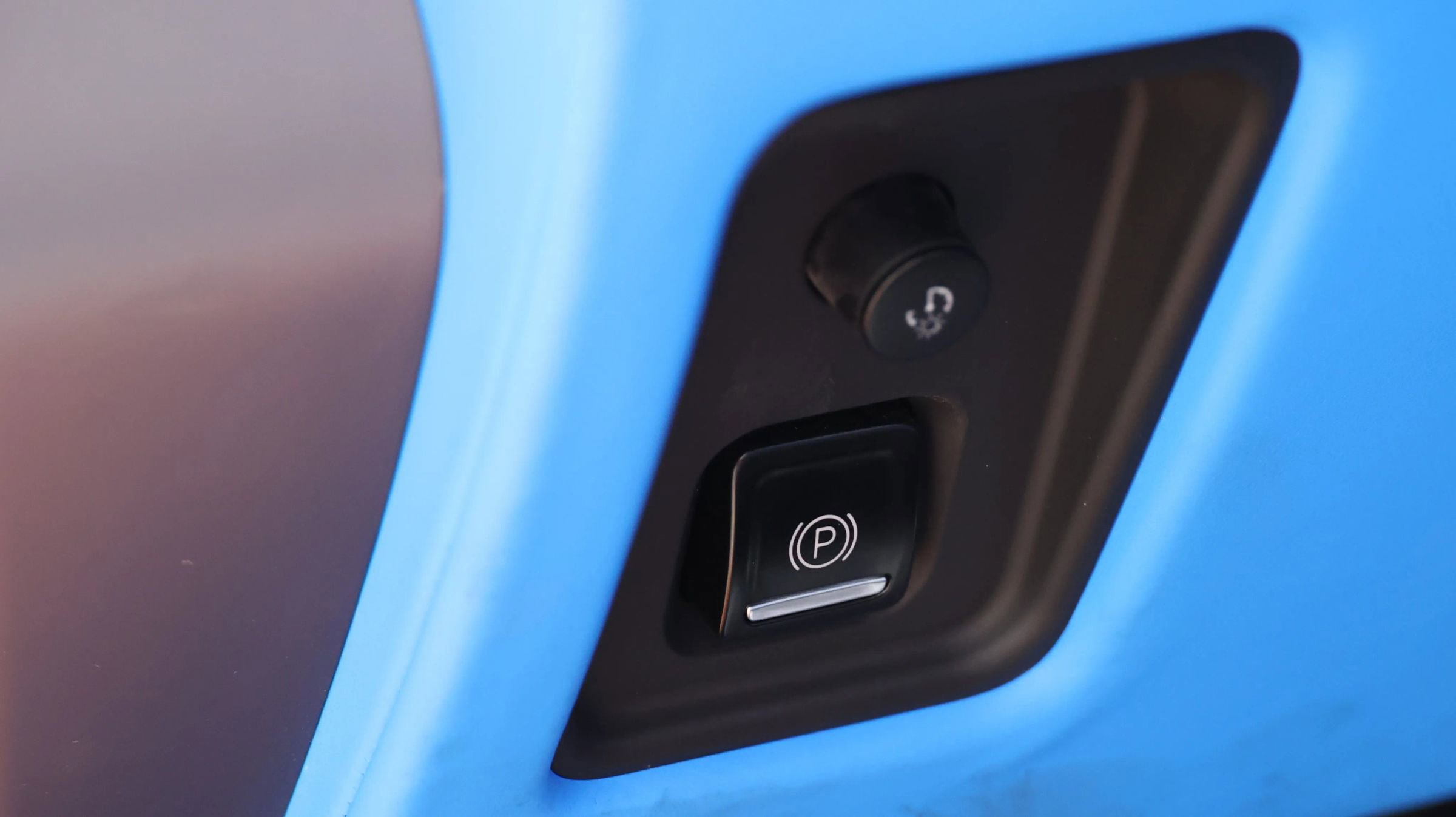 Used 2022 Chevrolet Corvette Stingray Premium Conv w/ Z51 Performance Package image 27