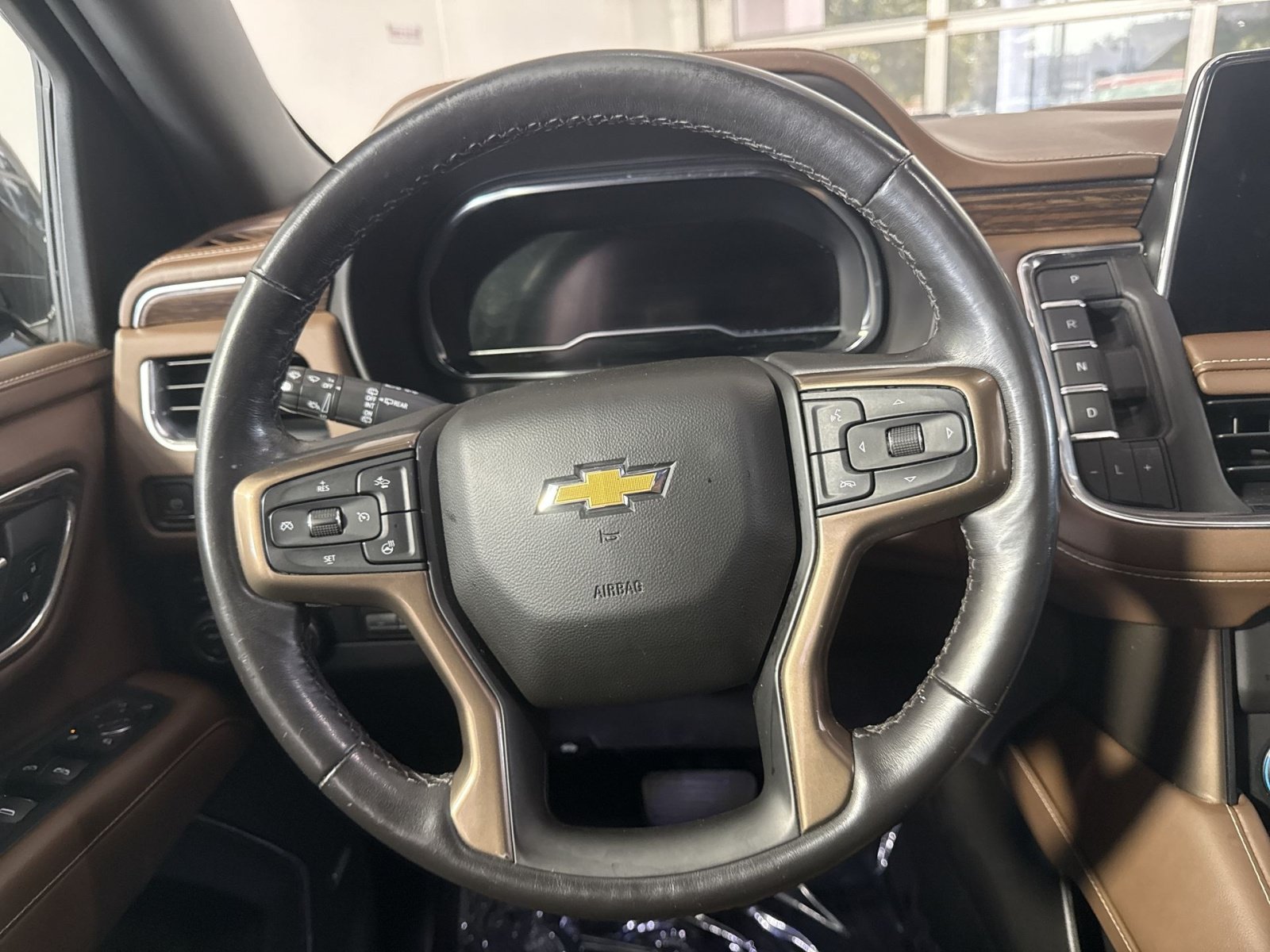 Used 2022 Chevrolet Tahoe High Country AWD/4WD image 17