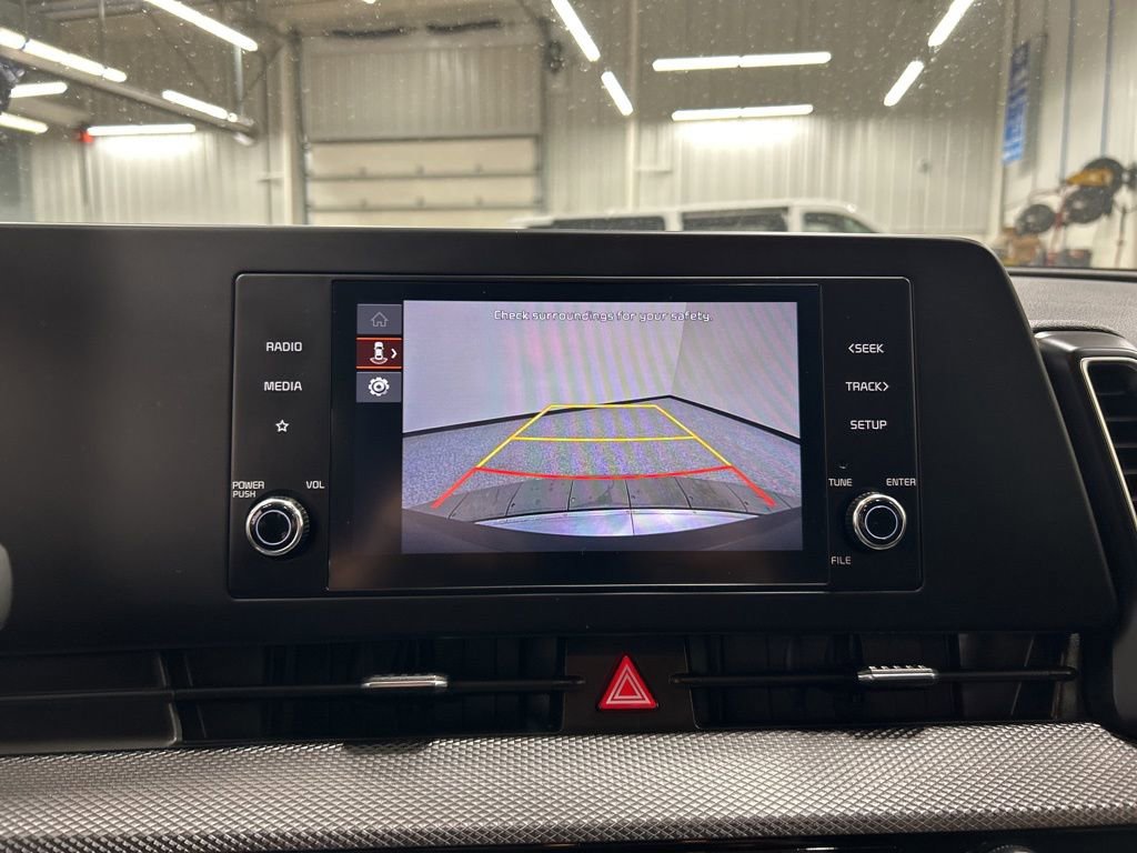 Used 2024 Kia Sportage LX image 21