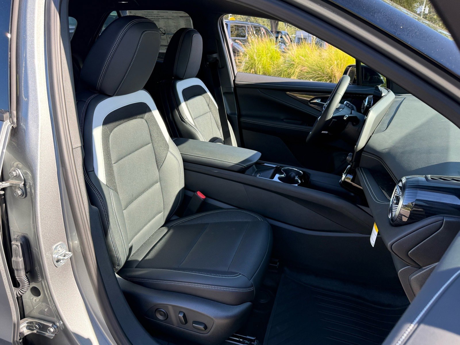 New 2026 Chevrolet Blazer EV LT image 17