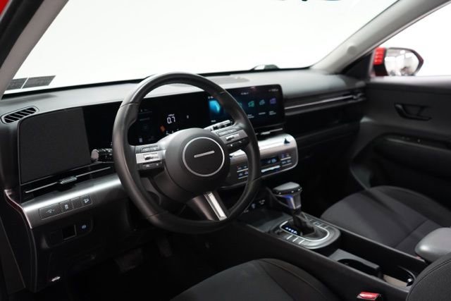 Used 2025 Hyundai Kona SEL FWD image 16