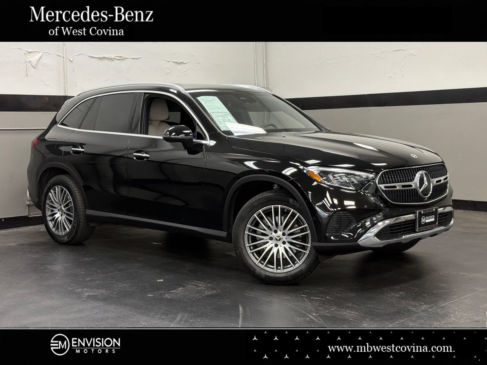 Certified 2026 Mercedes-Benz GLC 300 image 1