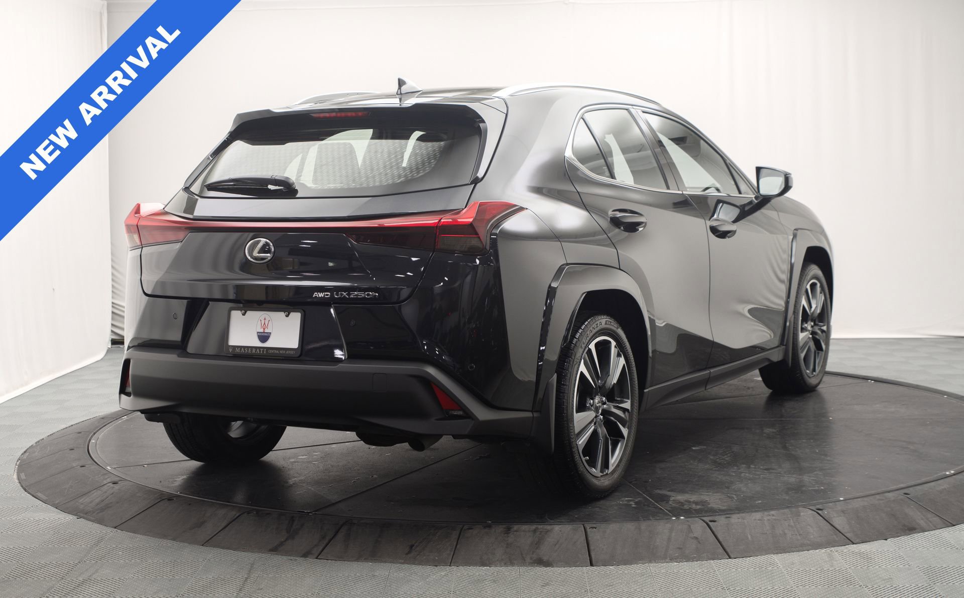 Used 2023 Lexus UX 250h AWD w/ Premium Package image 3
