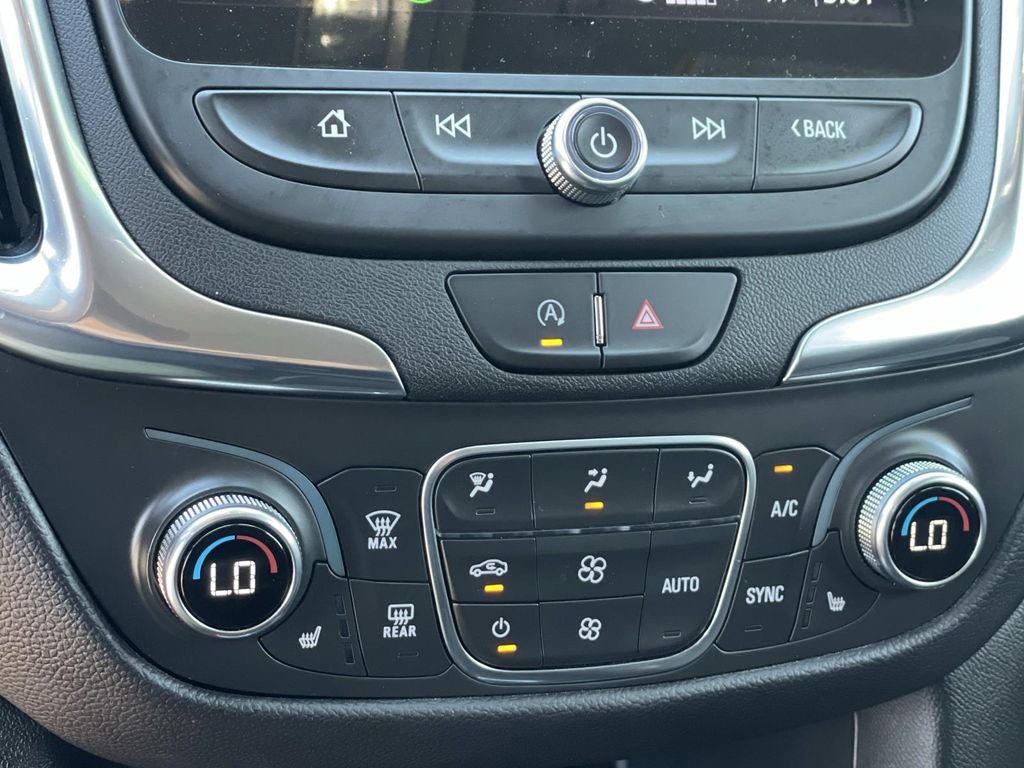 Used 2024 Chevrolet Equinox LT image 11