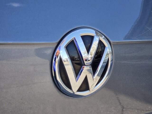 Used 2019 Volkswagen Tiguan S w/ Driver Assistance Package image 30