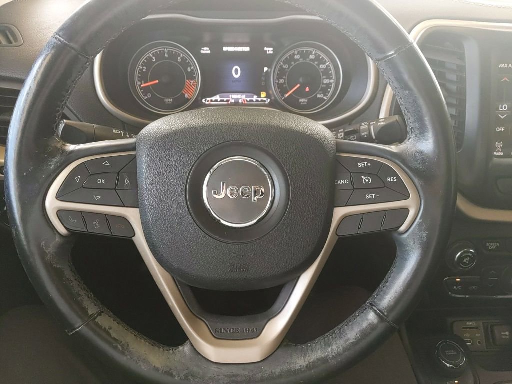 Used 2015 Jeep Cherokee Limited w/ Trailer Tow Group AWD/4WD image 17
