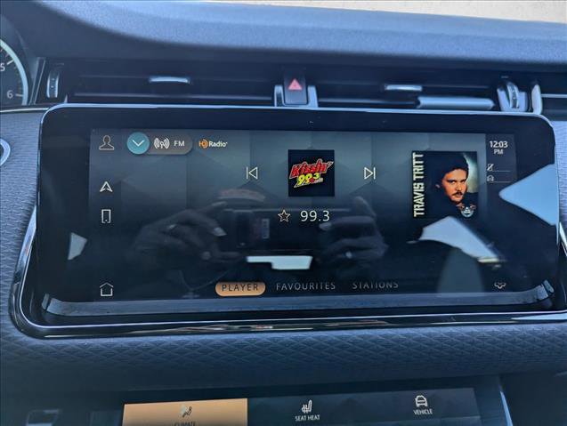 Used 2022 Land Rover Range Rover Evoque R-Dynamic S image 18