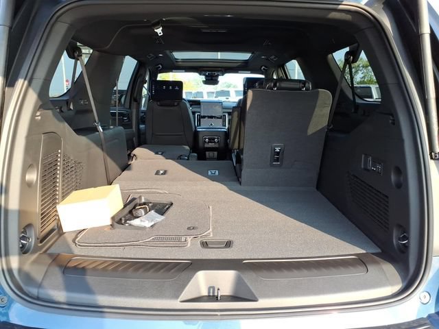 New 2026 GMC Yukon XL Elevation w/ Elevation Premium Package AWD/4WD image 22