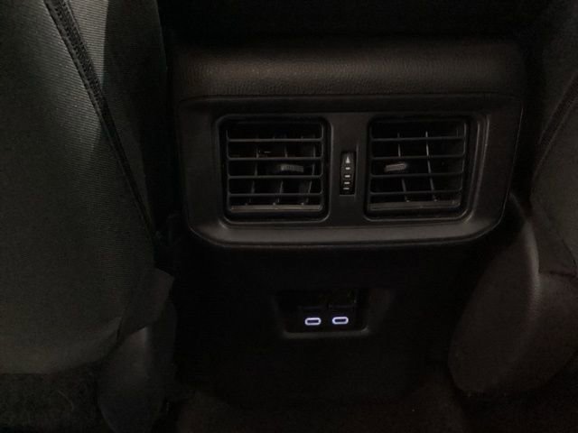 Used 2025 Toyota RAV4 XLE AWD/4WD image 14