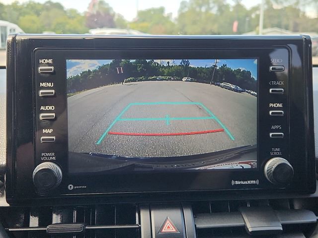 Used 2021 Toyota RAV4 SE image 17