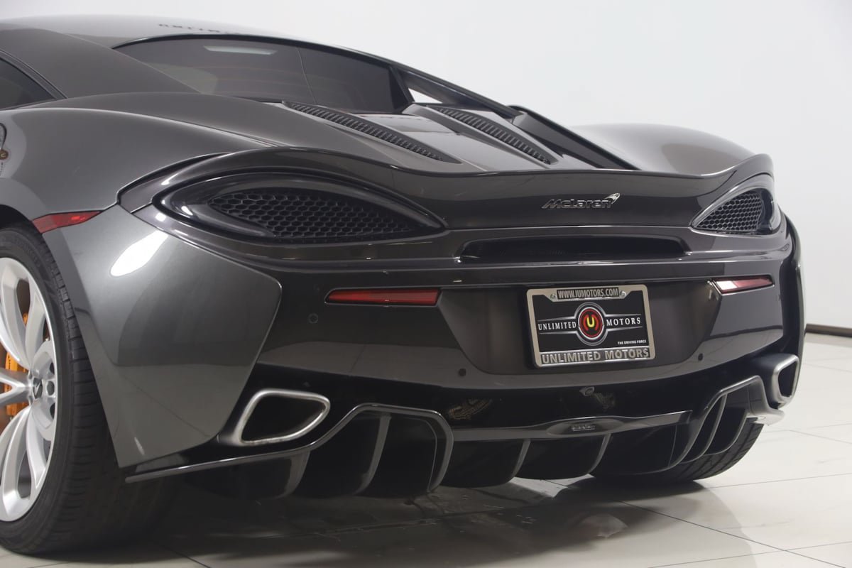 Used 2020 McLaren 570S Coupe RWD image 34