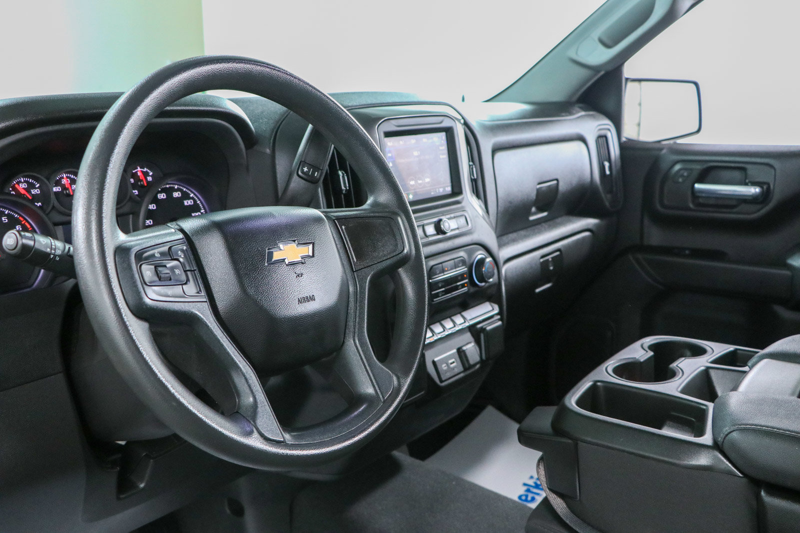 Used 2024 Chevrolet Silverado 1500 Custom AWD/4WD image 23