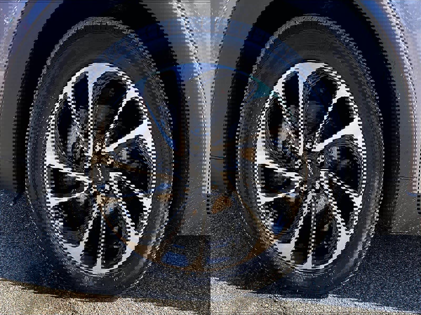 Used 2023 Chevrolet Bolt EUV Premier w/ Sun & Sound Package image 7