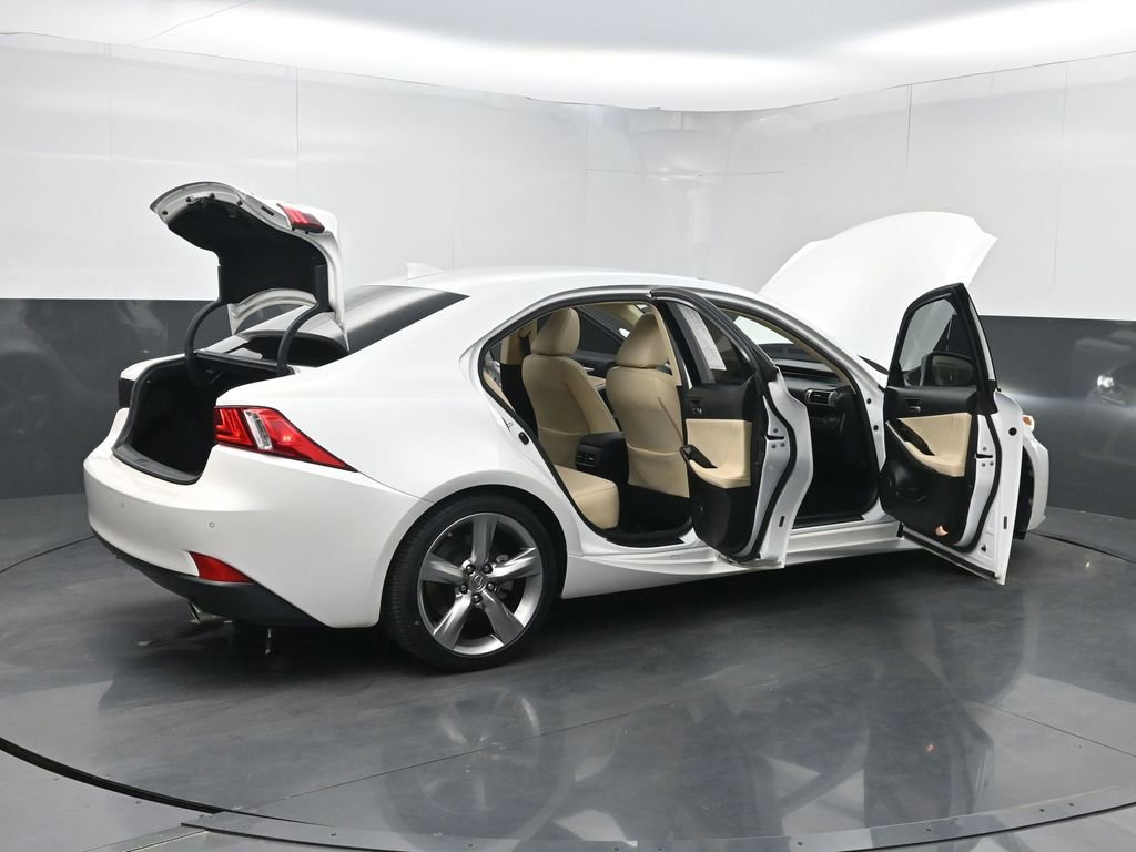 Used 2016 Lexus IS 350 w/ Navigation System Package image 38