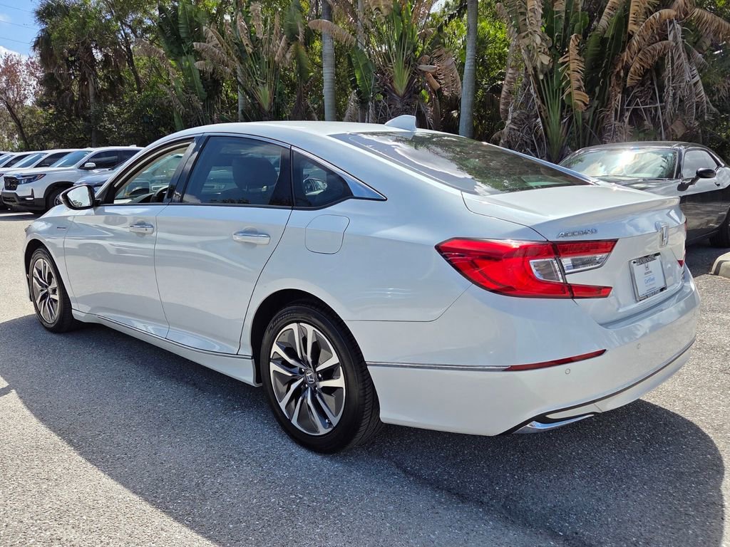 Certified 2018 Honda Accord Touring image 5