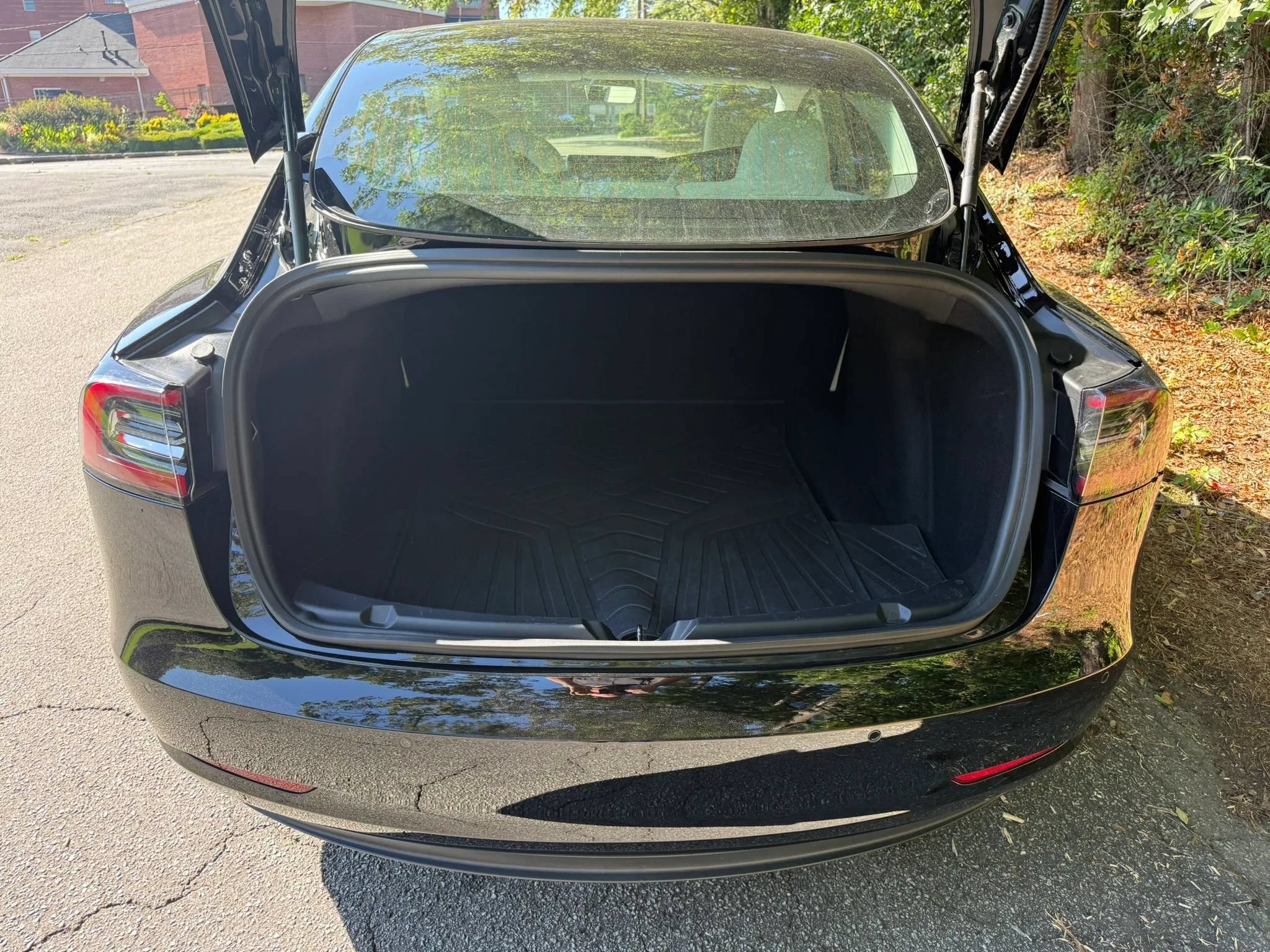 Used 2020 Tesla Model 3 Long Range AWD/4WD image 8