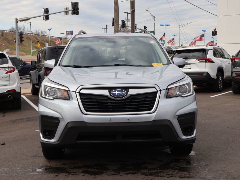 Used 2020 Subaru Forester Premium image 2