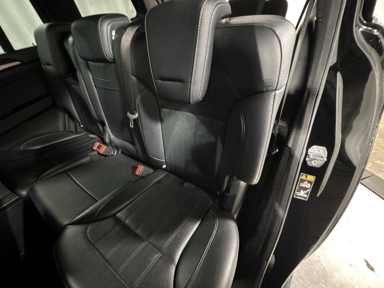 Used 2019 Mercedes-Benz GLS 450 4MATIC image 31