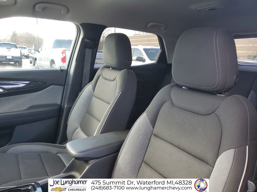 Used 2025 Chevrolet TrailBlazer LS w/ LPO, Blackout Package image 20