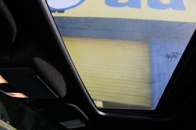 Used 2016 Ford Expedition XLT w/ Equipment Group 202A RWD image 6