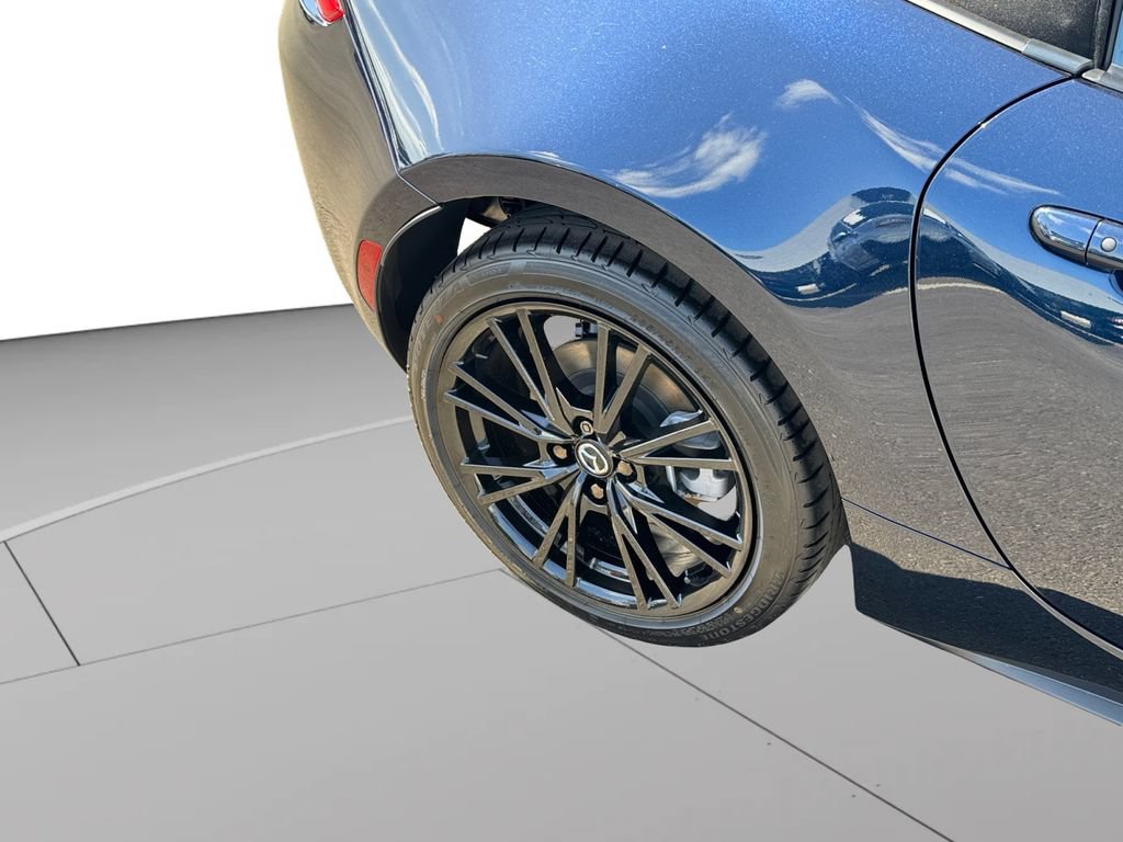 New 2026 MAZDA MX-5 Miata Club w/ Interior Package RWD image 12
