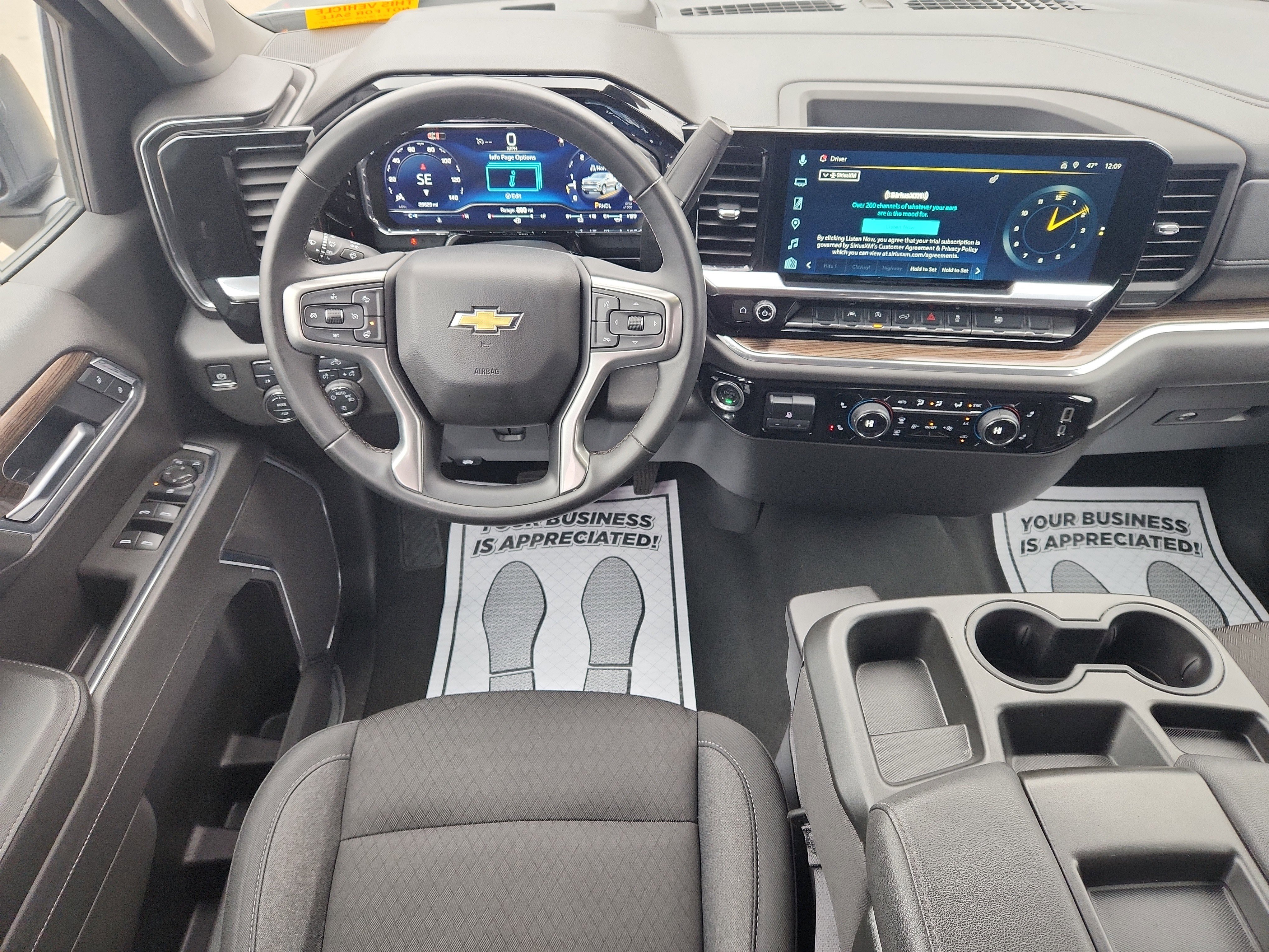 Used 2025 Chevrolet Silverado 1500 LT image 34