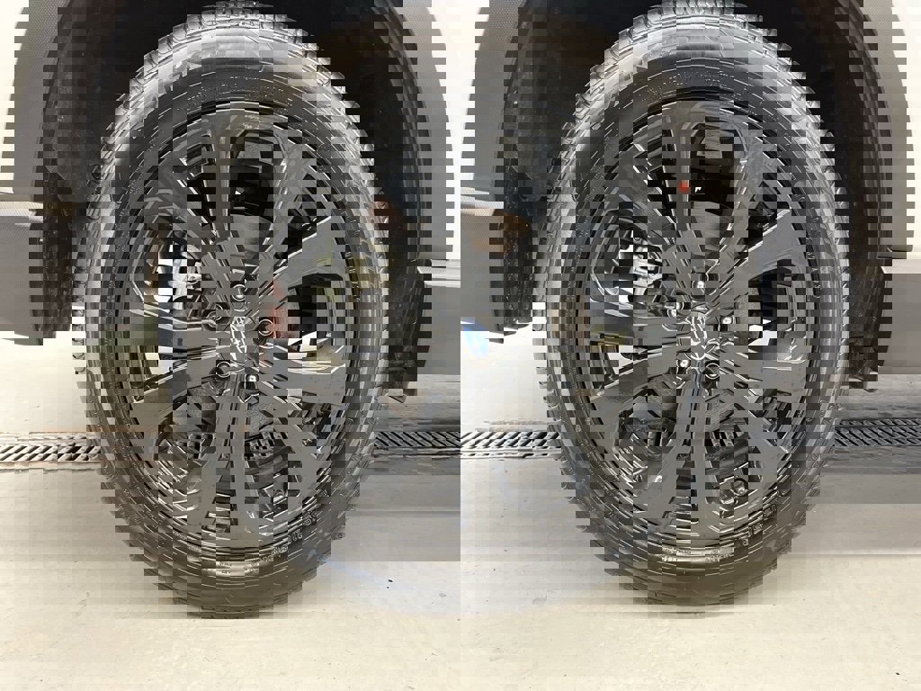 Used 2024 Subaru Forester Sport image 36