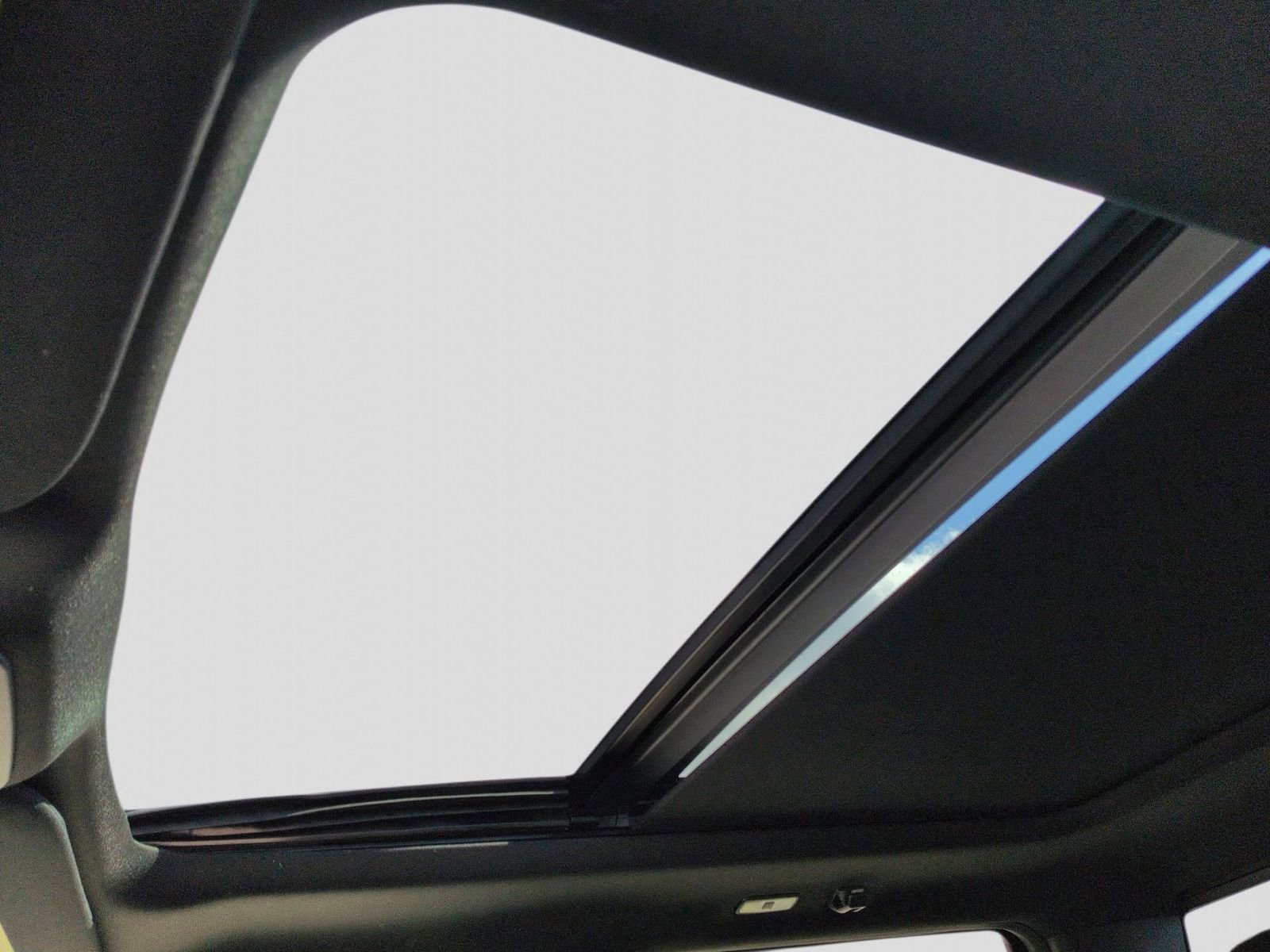 Certified 2023 Ford F150 XLT w/ Equipment Group 302A High image 24