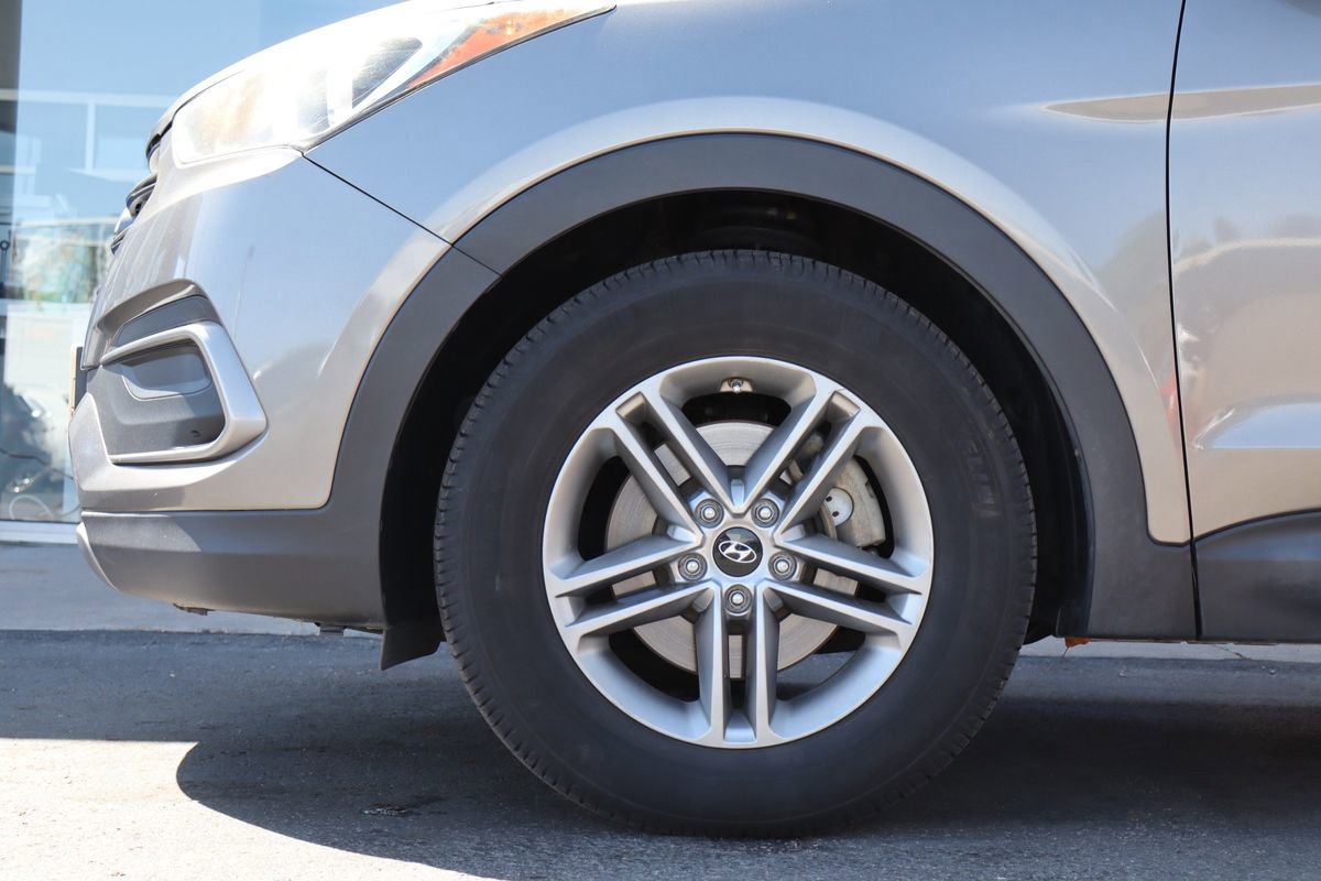 Used 2018 Hyundai Santa Fe Sport AWD/4WD image 22