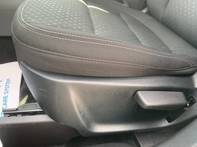 Used 2025 Ford Escape Active AWD/4WD image 14