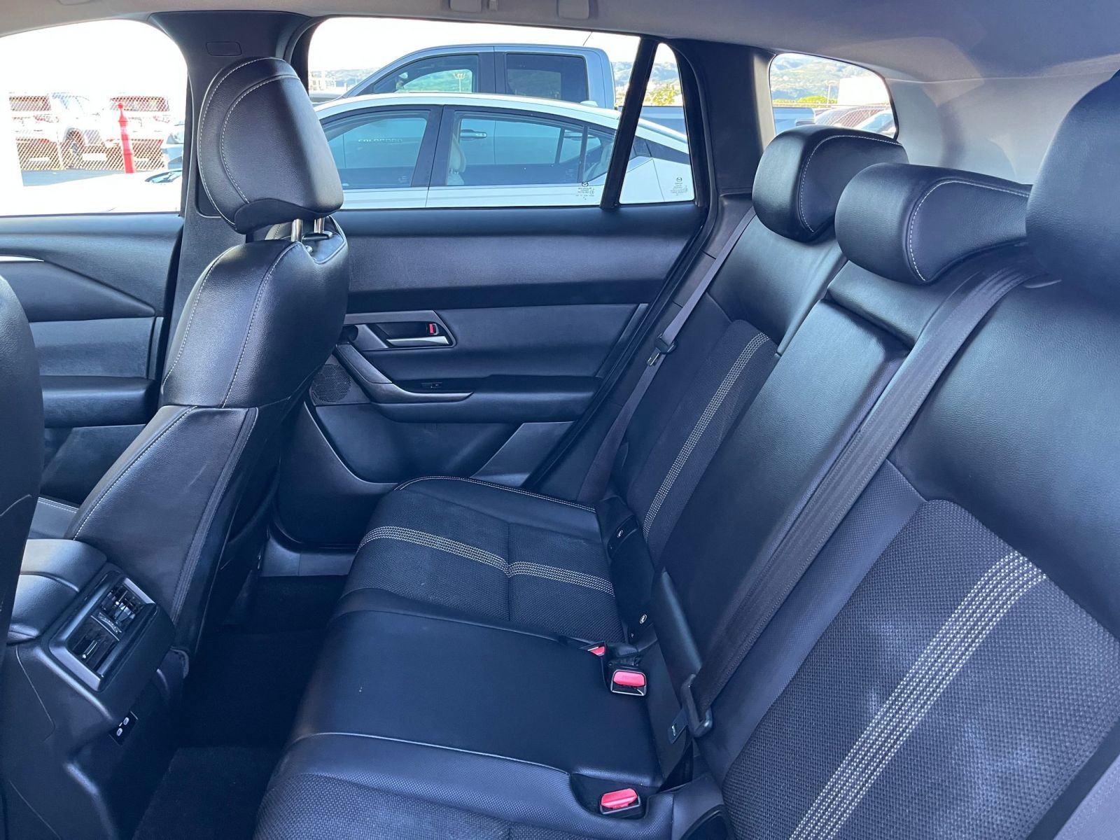 Used 2025 MAZDA CX-50 AWD 2.5 S w/ Select Package image 25