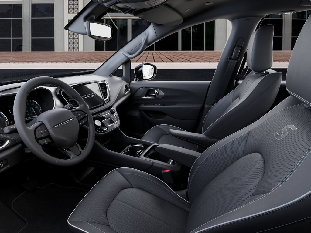 New 2027 Chrysler Pacifica Limited FWD image 22