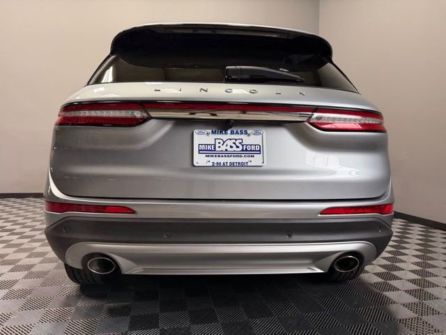 Used 2023 Lincoln Corsair AWD w/ Equipment Group 101A image 9