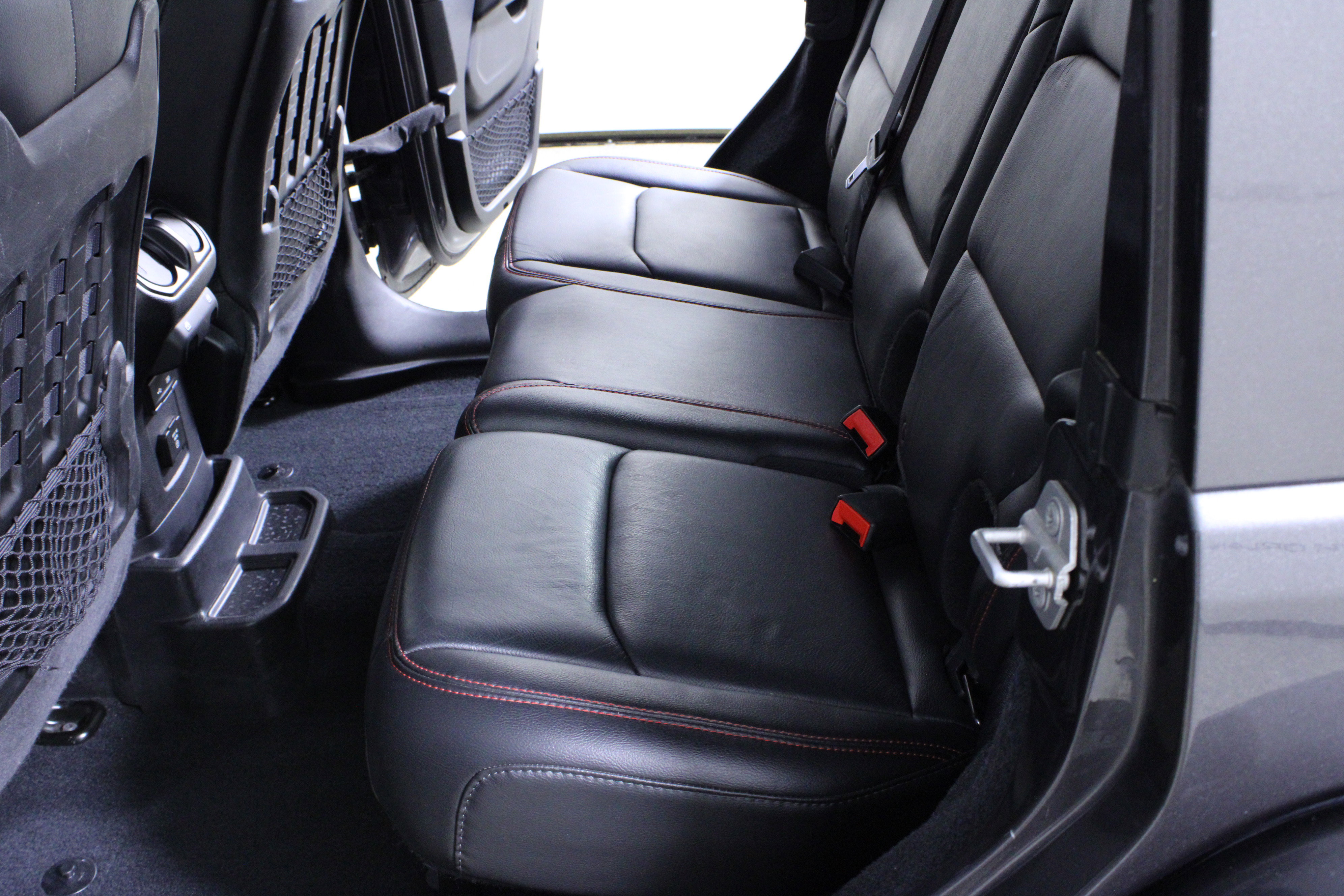 Used 2018 Jeep Wrangler Unlimited Rubicon image 11