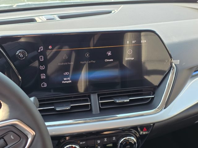 New 2026 Chevrolet Trax LT w/ Driver Confidence Package FWD image 22