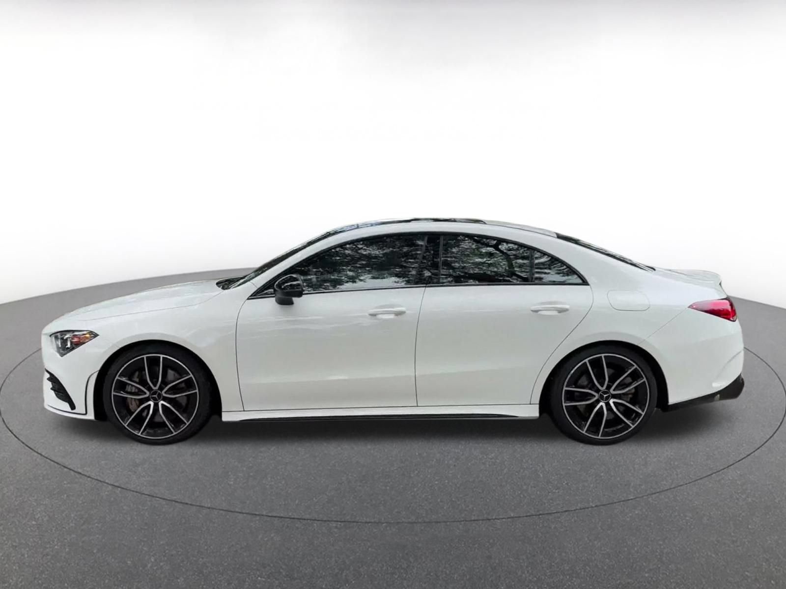 Used 2022 Mercedes-Benz CLA 35 AMG 4MATIC image 9