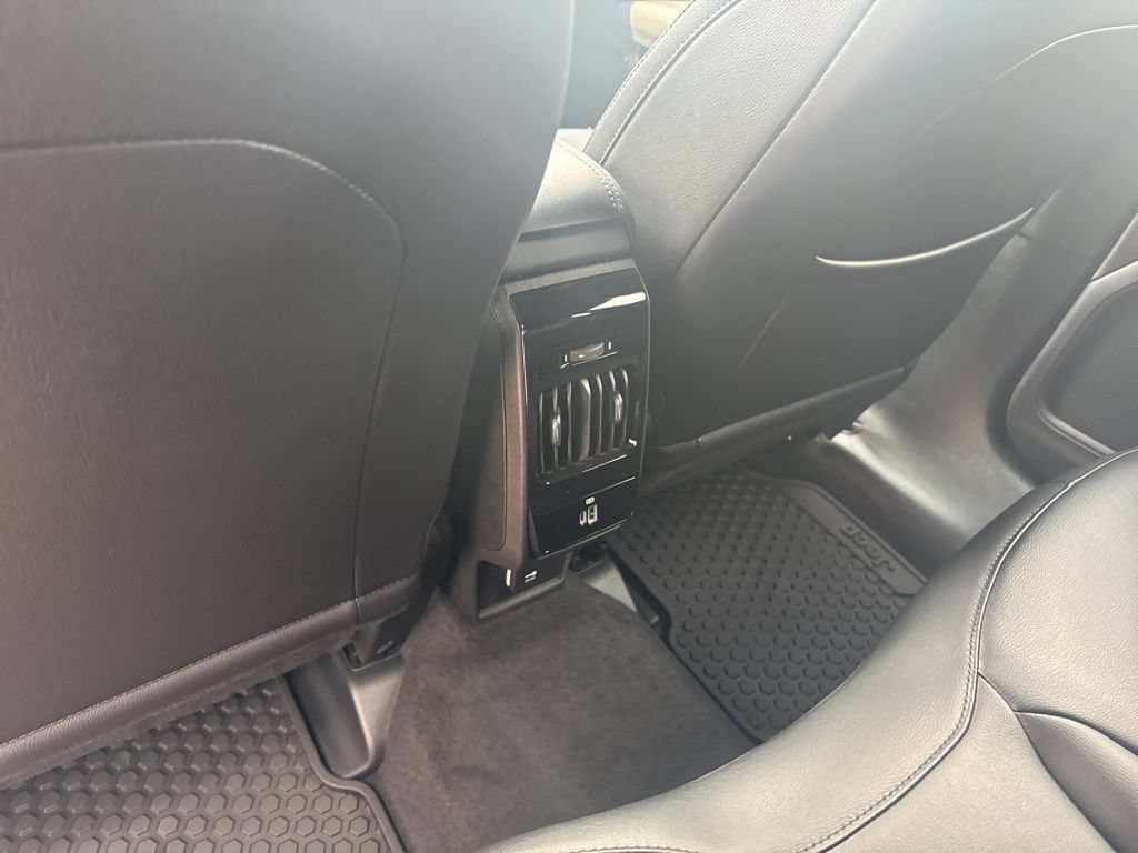 New 2026 Jeep Compass Latitude w/ Sun and Sound Group AWD/4WD image 12