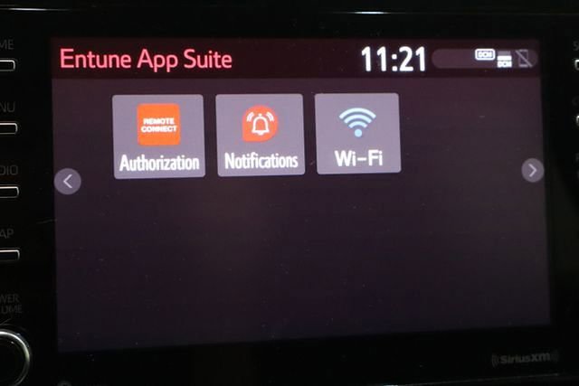 Used 2020 Toyota Corolla SE image 34