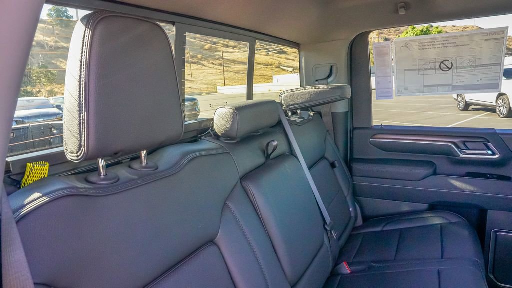 New 2026 GMC Sierra 3500 Denali w/ Denali Reserve Package image 11