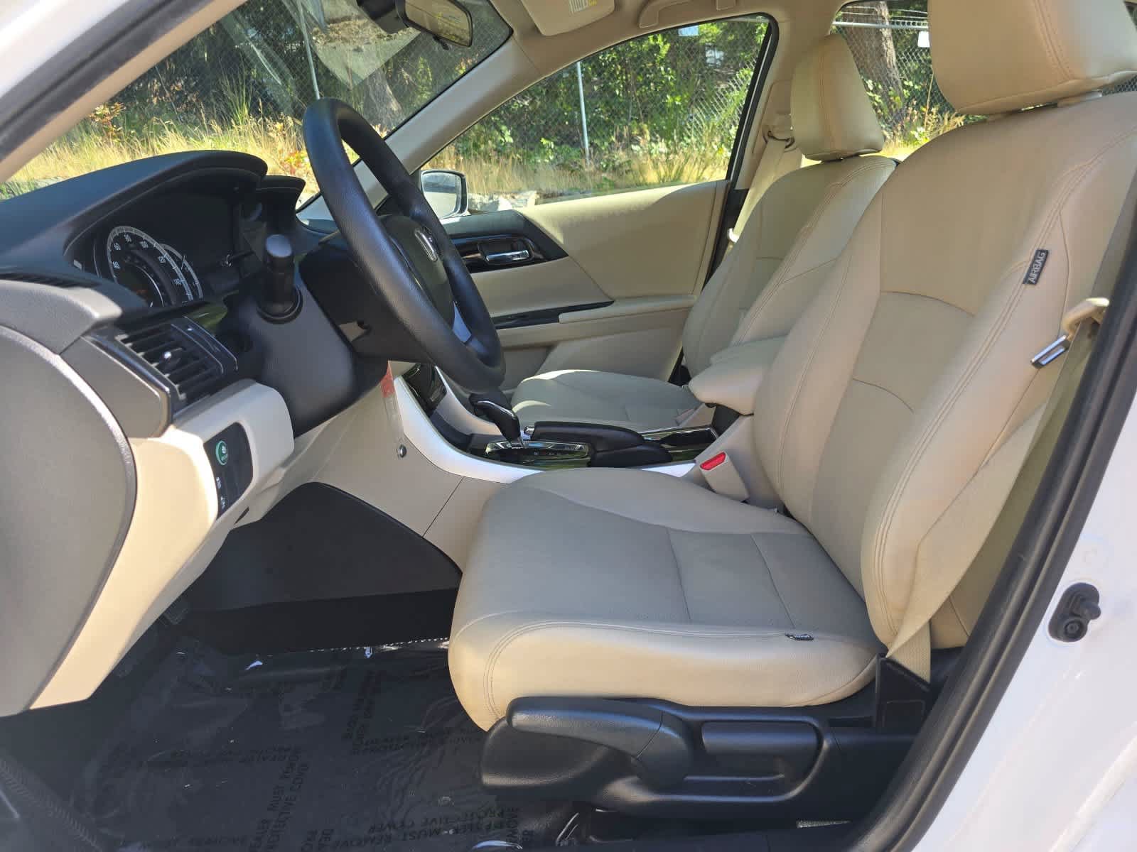 Used 2016 Honda Accord LX image 20
