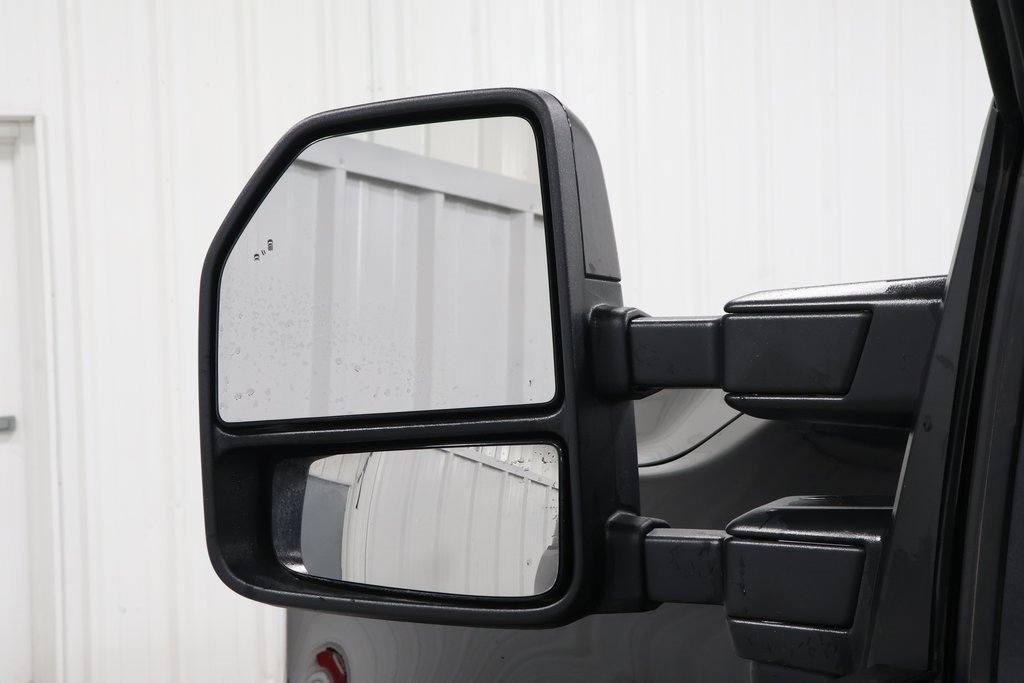 Used 2025 Ford F250 Platinum image 23