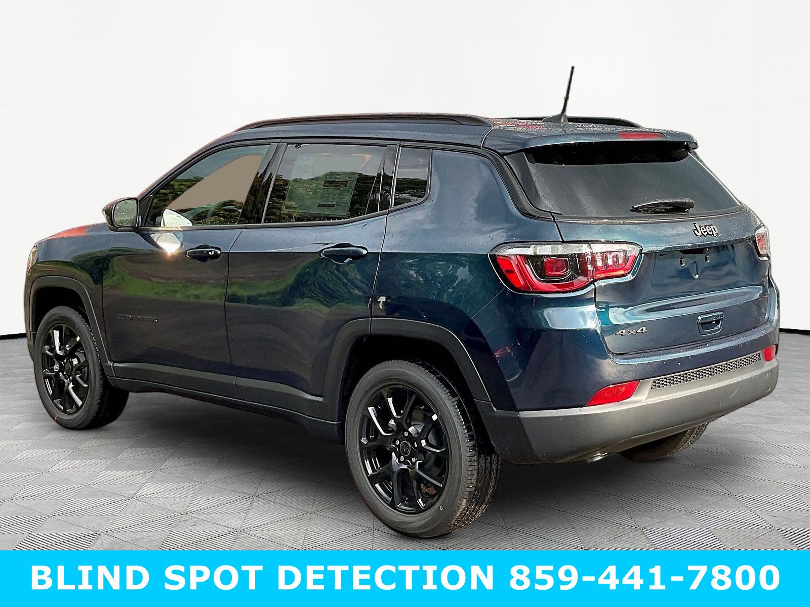 New 2026 Jeep Compass Latitude AWD/4WD image 4