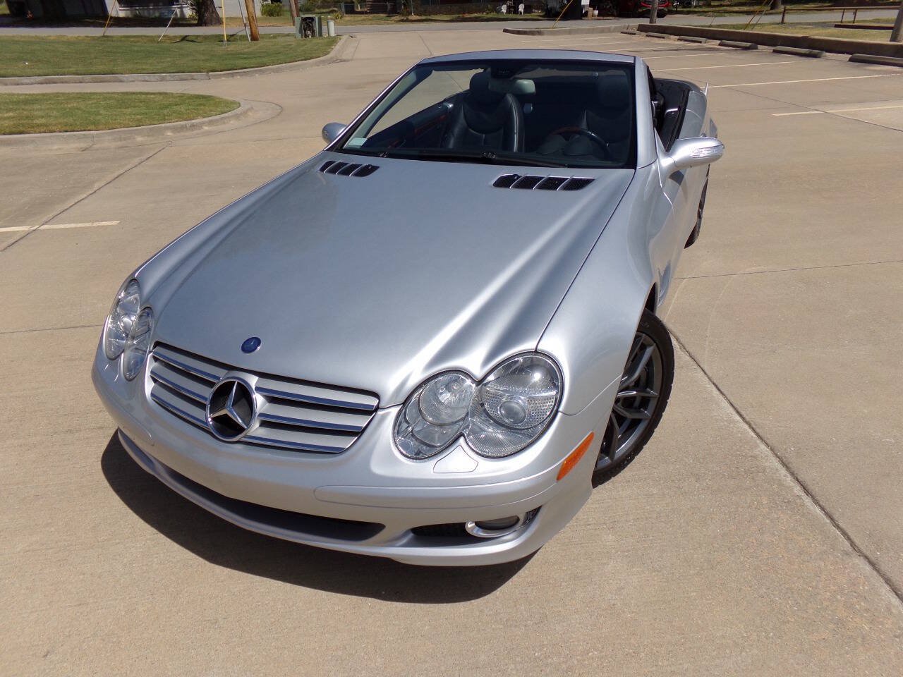 Used 2007 Mercedes-Benz SL 550 image 7